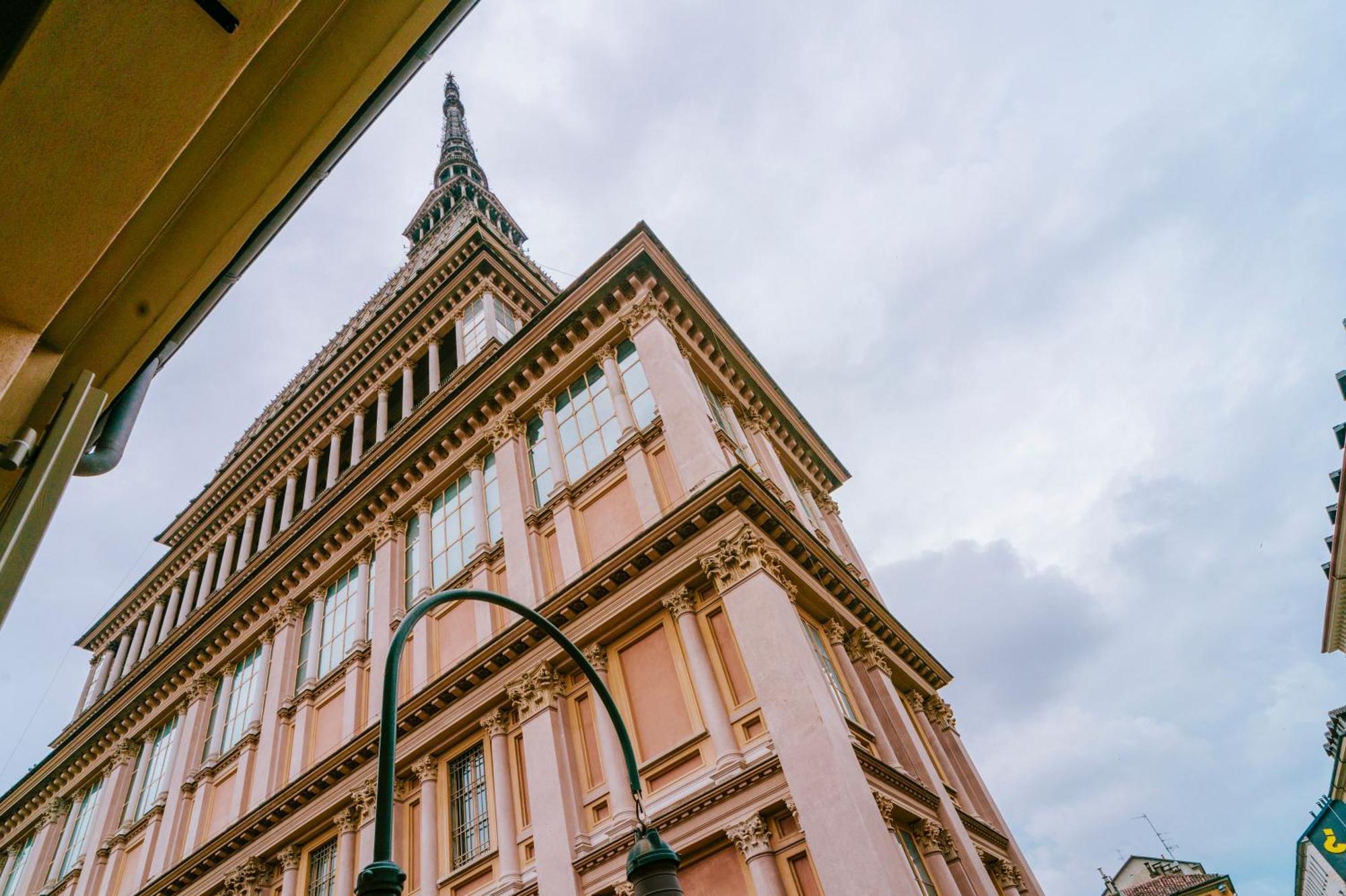 Appartement Casa Riberi Centro Mole Antonelliana à Turin Extérieur photo